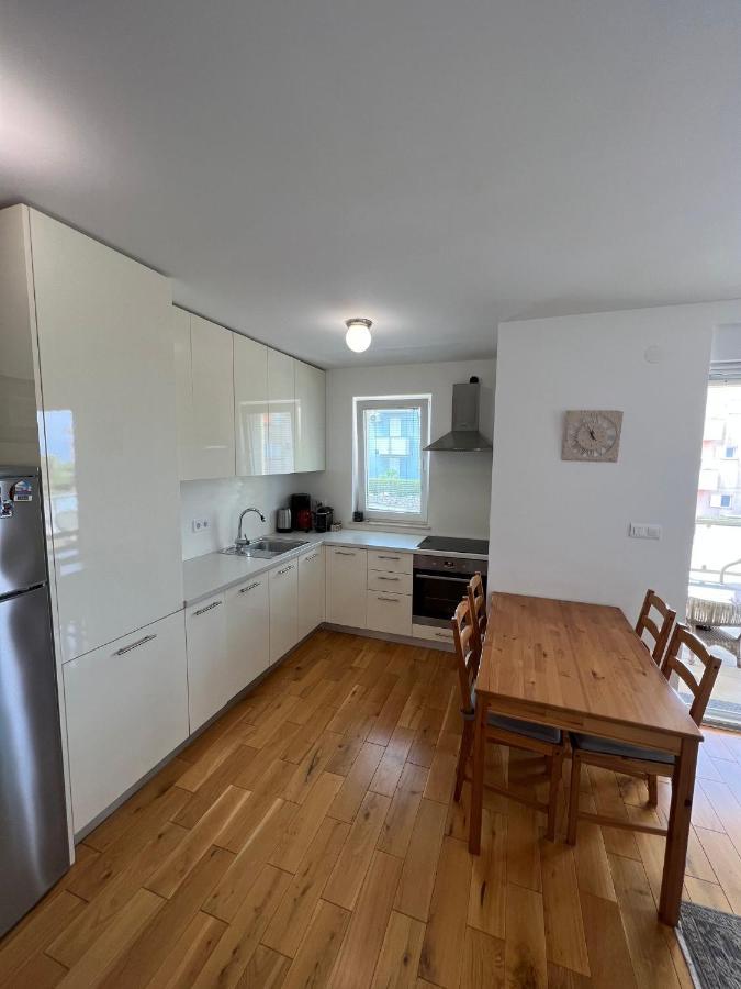 Apartman Sven Malinska Exterior foto